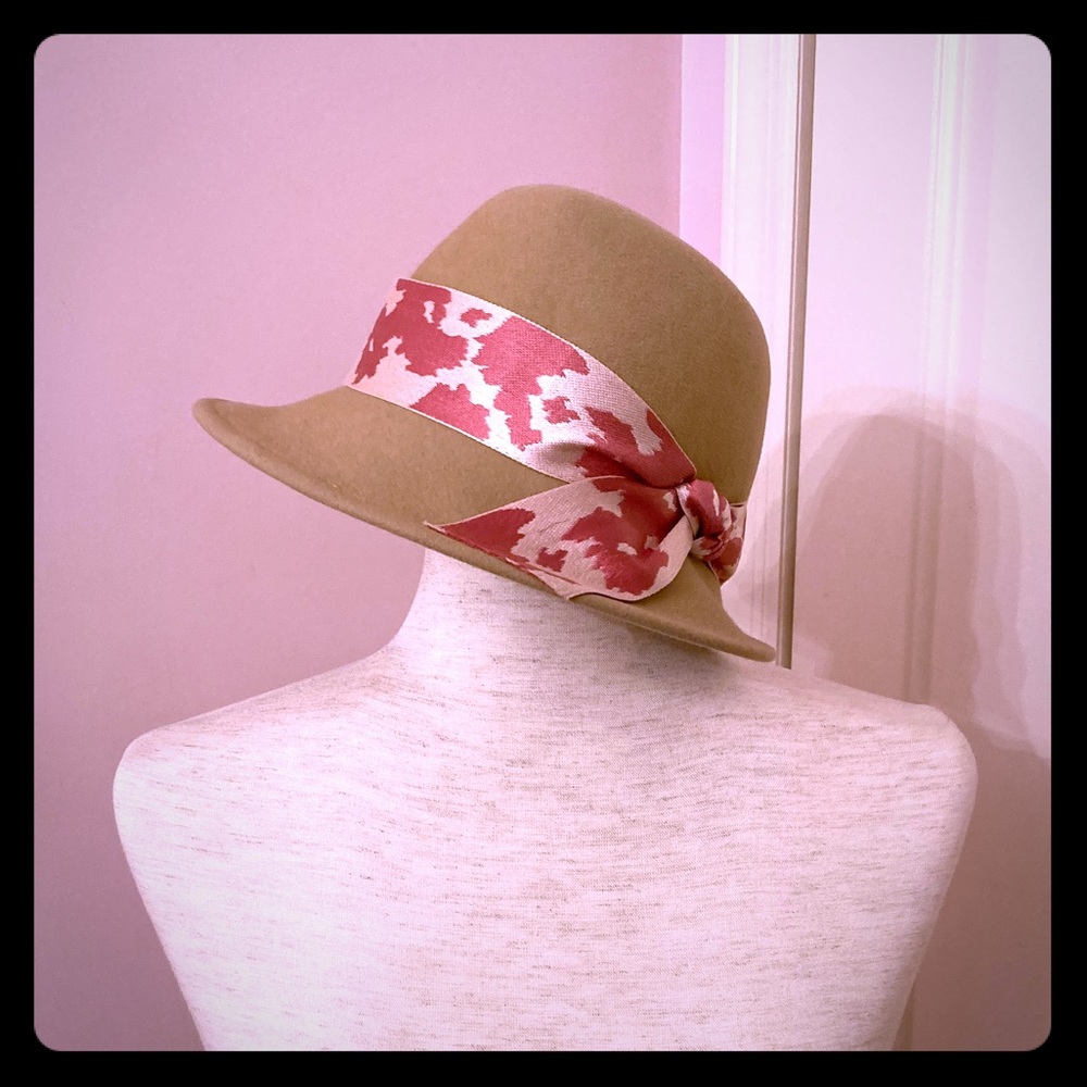 Like New - Vintage Wool Hat - MacGregor Millinery